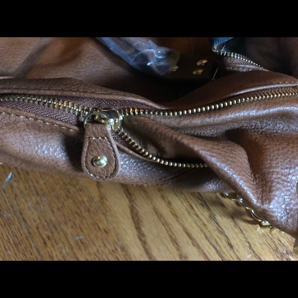 Steve Madden Leather tote w fringe - Picture 3 of 8
